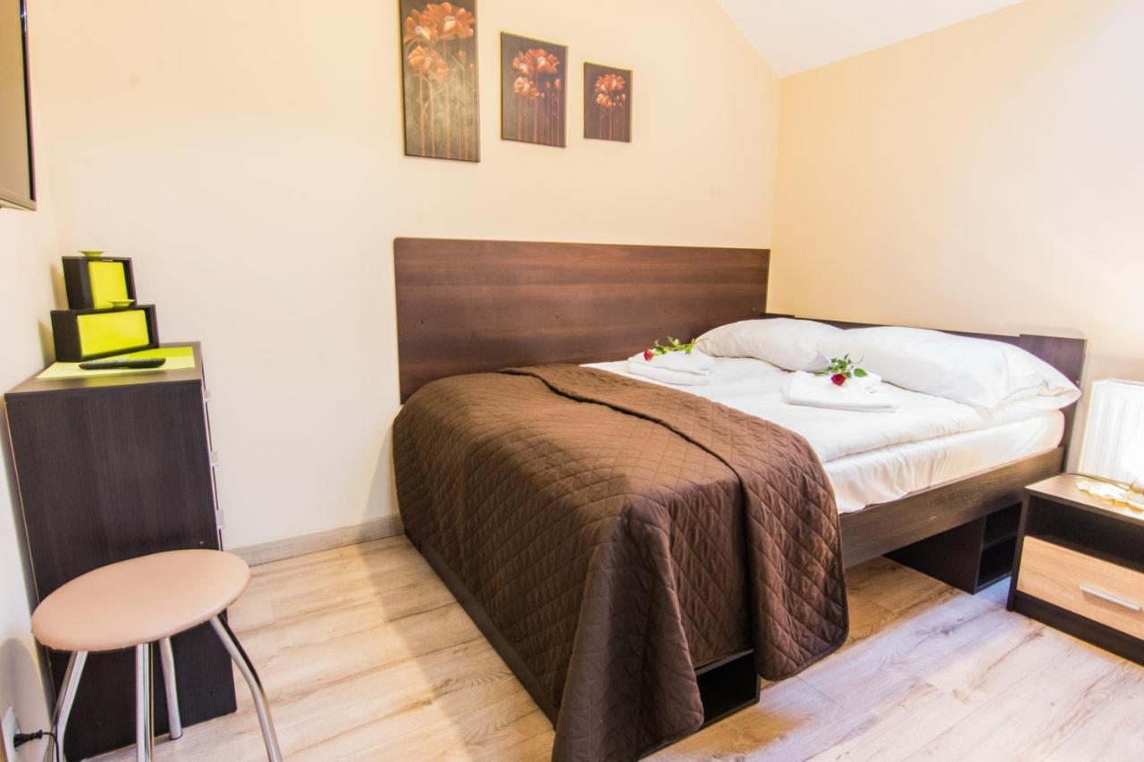Świeradów-Zdrój Apartamenty Izerskie - Ul. Cicha 13H-I מראה חיצוני תמונה
