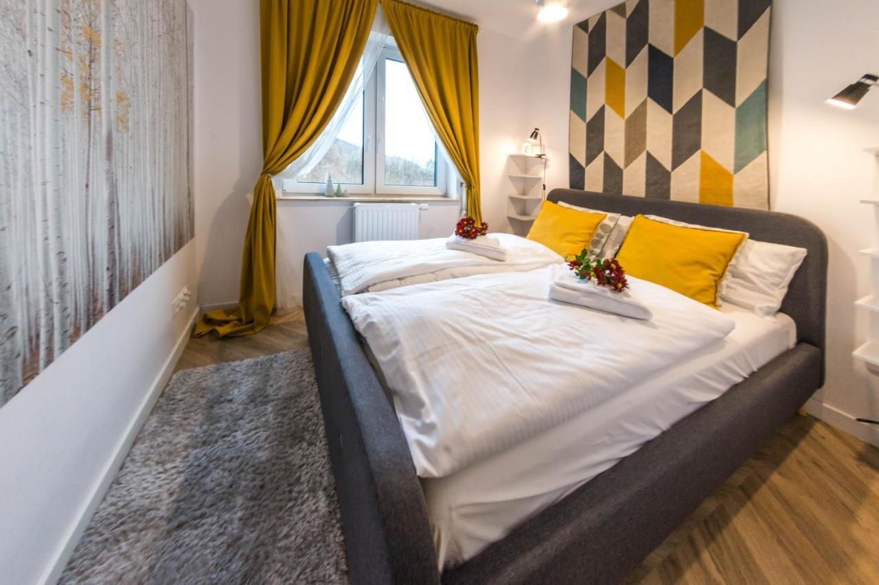 Świeradów-Zdrój Apartamenty Izerskie - Ul. Cicha 13H-I מראה חיצוני תמונה