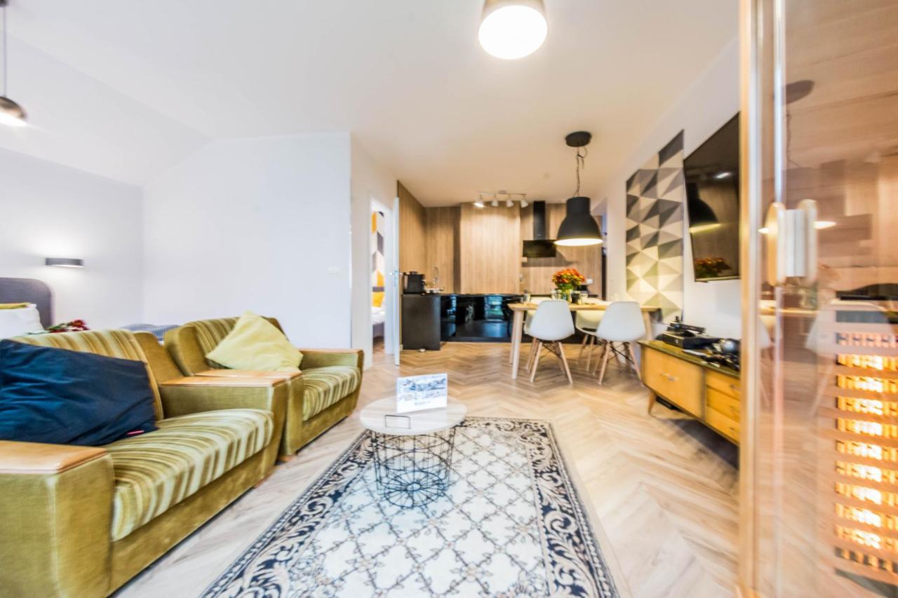 Świeradów-Zdrój Apartamenty Izerskie - Ul. Cicha 13H-I מראה חיצוני תמונה