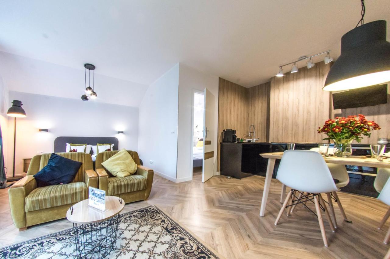 Świeradów-Zdrój Apartamenty Izerskie - Ul. Cicha 13H-I מראה חיצוני תמונה