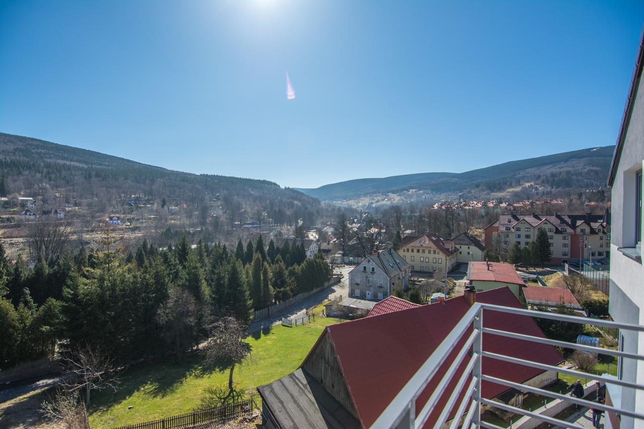 Świeradów-Zdrój Apartamenty Izerskie - Ul. Cicha 13H-I מראה חיצוני תמונה
